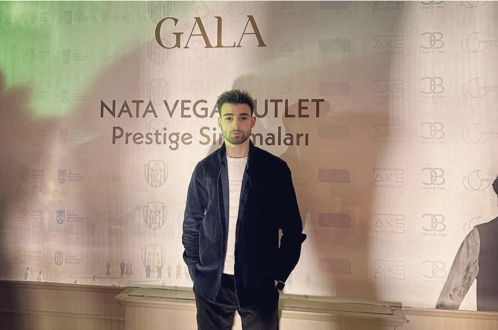 Eren Akaslan: Sosyal Medyada İlham Verici Bir Başarı Hikayesi