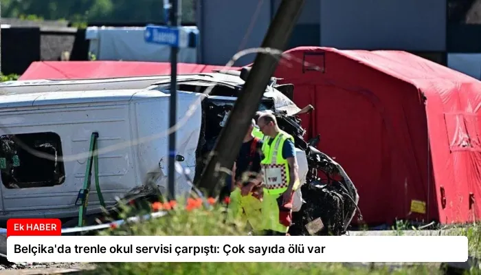 Belçika’da trenle okul servisi çarpıştı: Çok sayıda ölü var